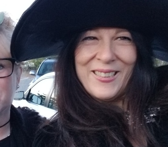 Meet your Posher, Tina - Picture 5 of 8